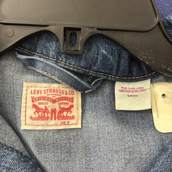 Levi’s Denim Jumpsuit Size Small Zippered and Snap Front Closure Long Sleeve - Picture 12 of 12